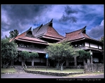 aula-barat-dan-aula-timur-itb-citra-lokal-yang-monumental