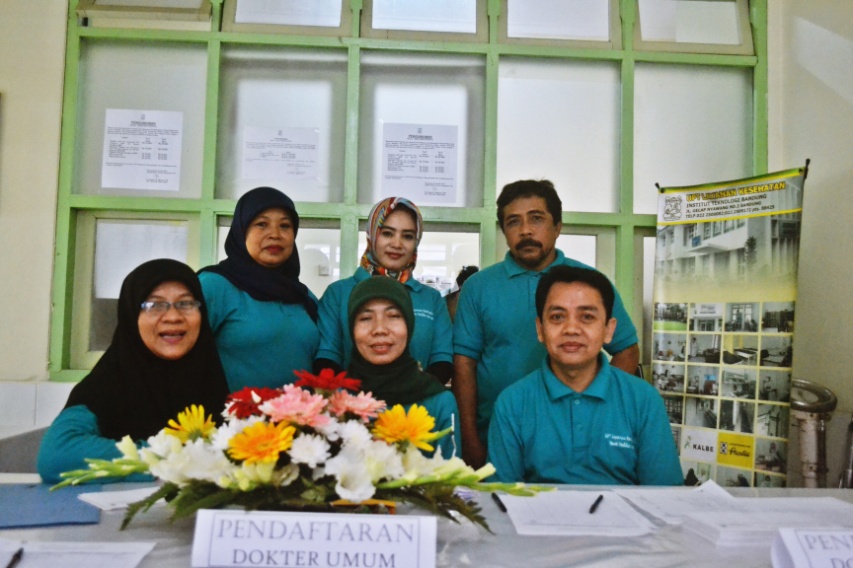 Pendaftaran, Administrasi, dan Rumah Tangga