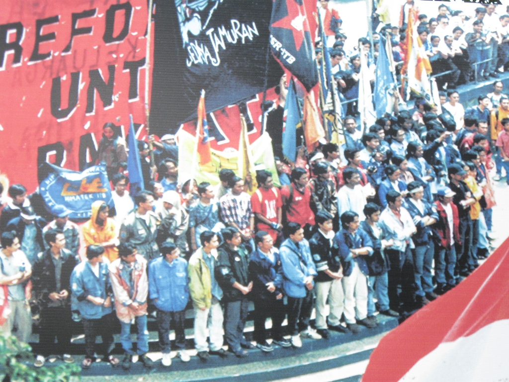 Refaormasi 1997-1998