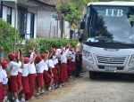 mahasiswa-itb-bangun-sekolah-tahan-gempa