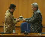 tandatangani-mou-itb-resmi-bekerjasama-dengan-it-telkom