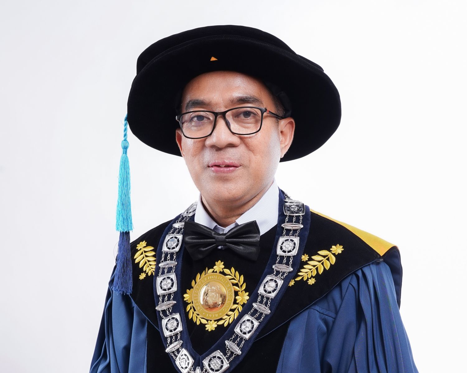 profil-prof-brian-yuliarto-guru-besar-itb-yang-resmi-dilantik-menjadi-mendiktisaintek