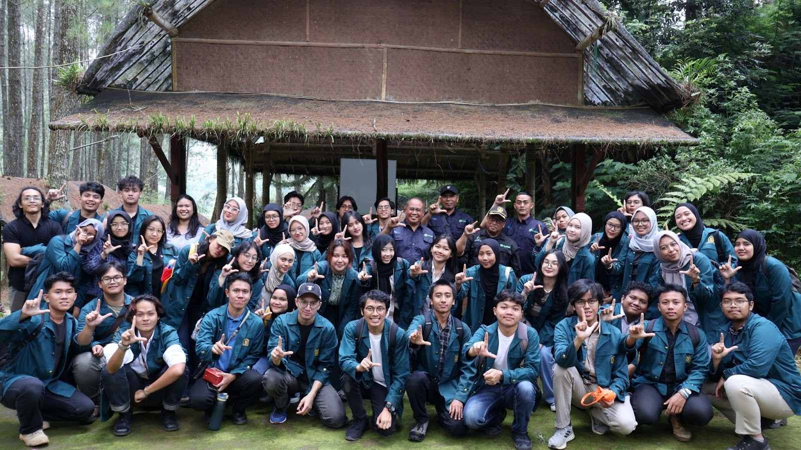 mahasiswa-rekayasa-kehutanan-itb-pelajari-pengelolaan-hutan-berbasis-masyarakat