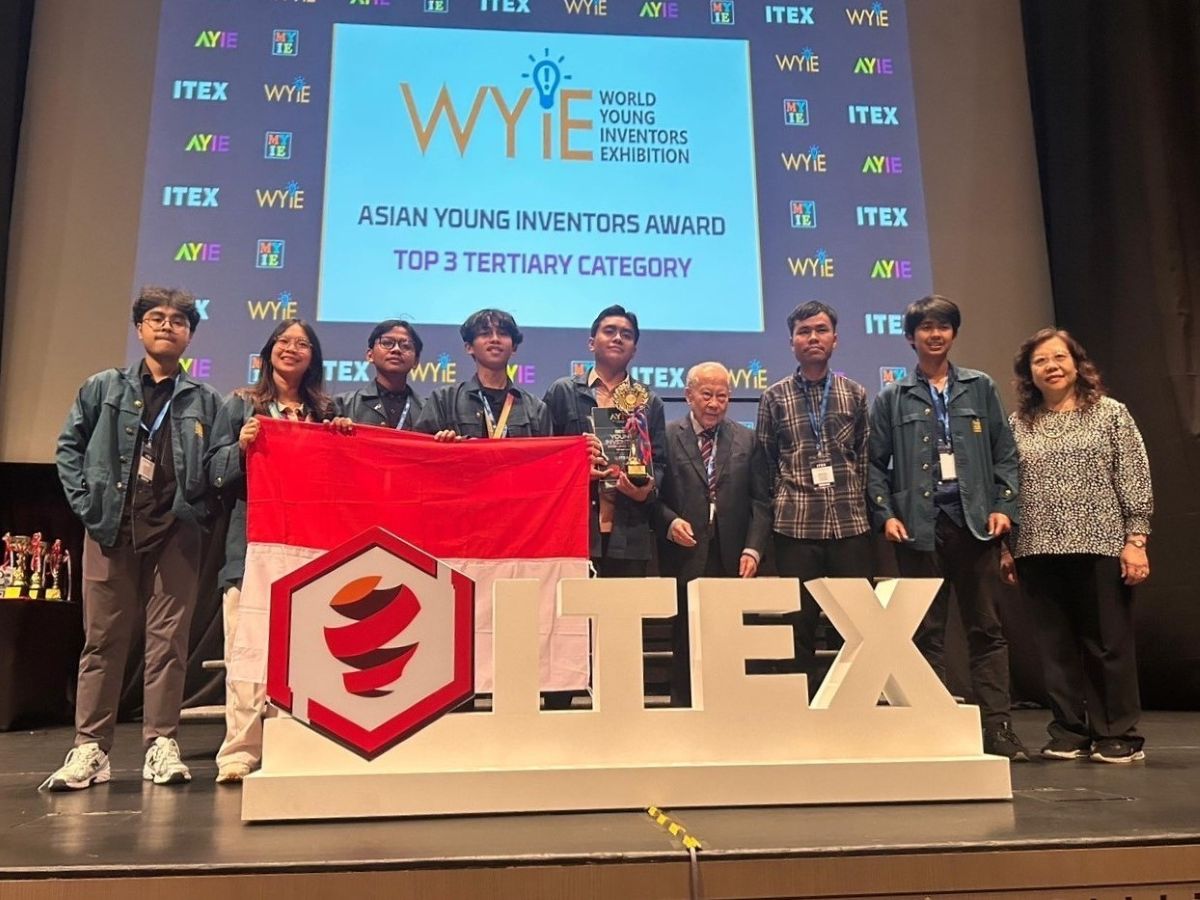 tim-mahasiswa-itb-raih-gold-medal-dan-best-young-inventor-di-ajang-internasional-wyie-2025