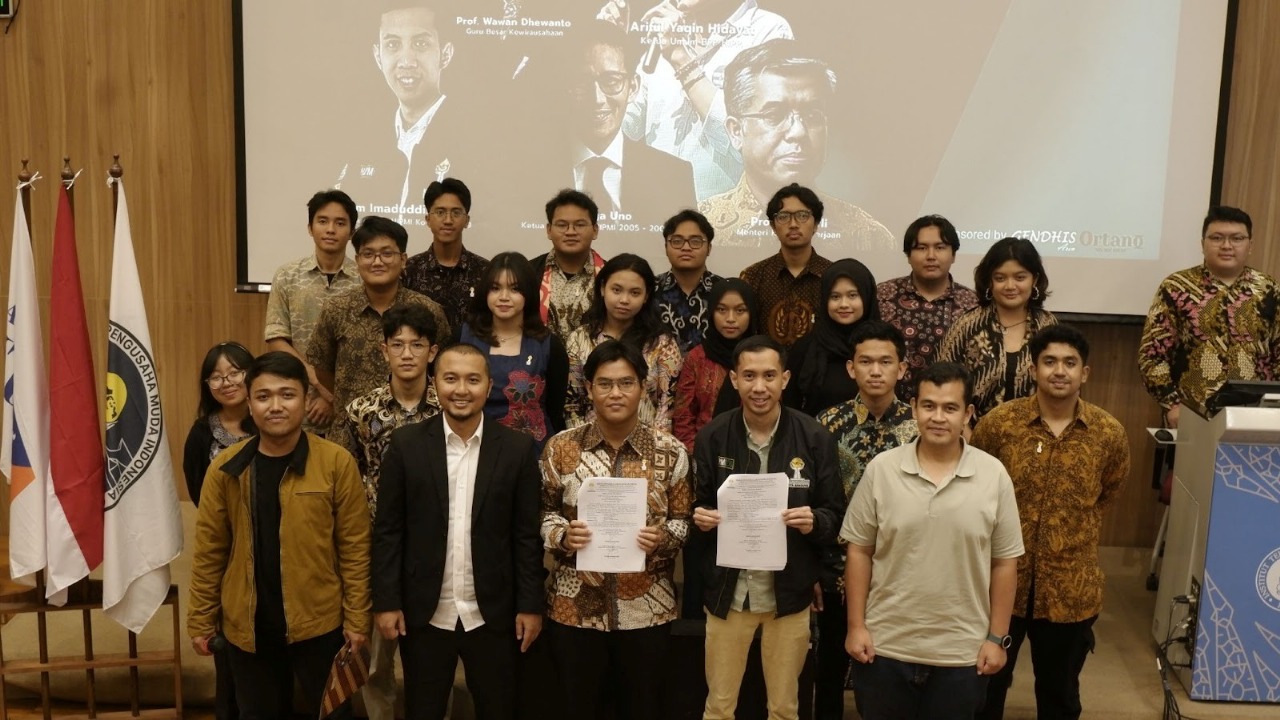 pelantikan-hipmi-pt-itb-semangat-baru-untuk-kewirausahaan-dan-inovasi-di-kampus-itb