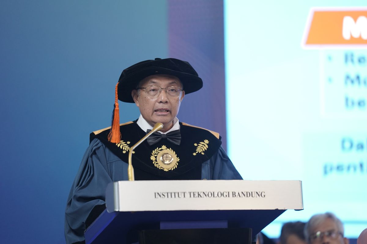 orasi-ilmiah-prof-yedi-purwanto-peran-sains-dan-teknologi-terhadap-penguatan-moderasi-beragama-di-kalangan-generasi-z