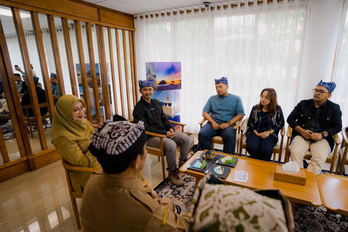 itbs-cross-disciplinary-team-maps-water-contamination-potential-in-ijen-area-and-conducts-technology-based-education-for-the-community