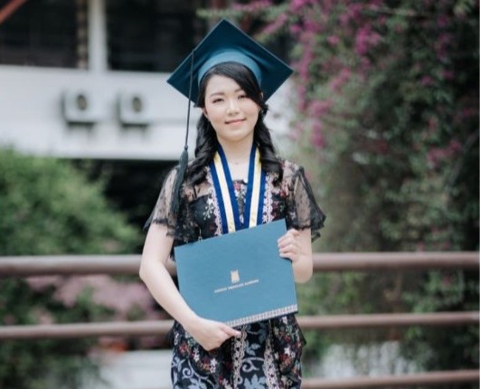 angel-wisudawan-termuda-itb-yang-lulus-di-usia-20-tahun