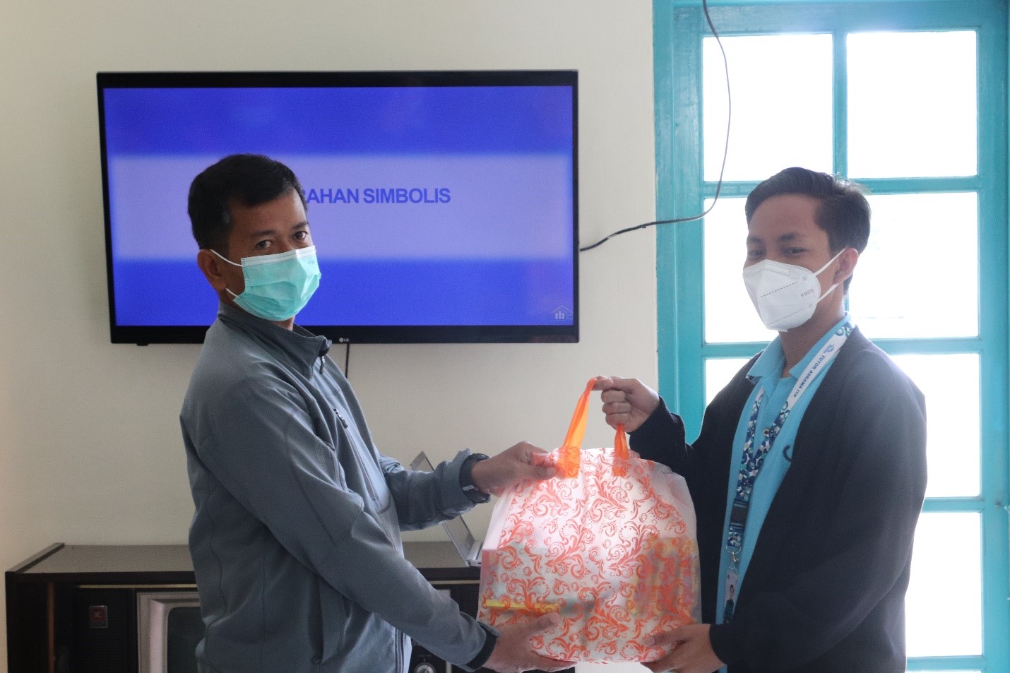 sambut-penghuni-baru-asrama-itb-kidang-pananjung-berbagi-melalui-acara-keluarga-cemara