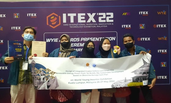 buat-rancangan-pembangkit-listrik-dari-energi-terbarukan-mahasiswa-itb-sabet-medali-emas-wyie-2022-di-malaysia