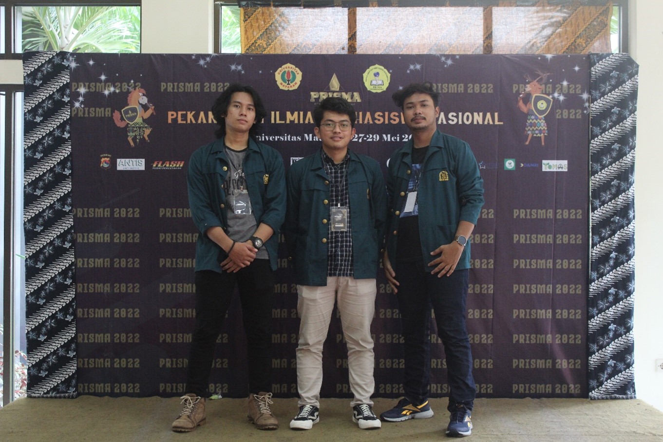 itb-students-won-an-award-on-the-national-paper-competition-in-lombok