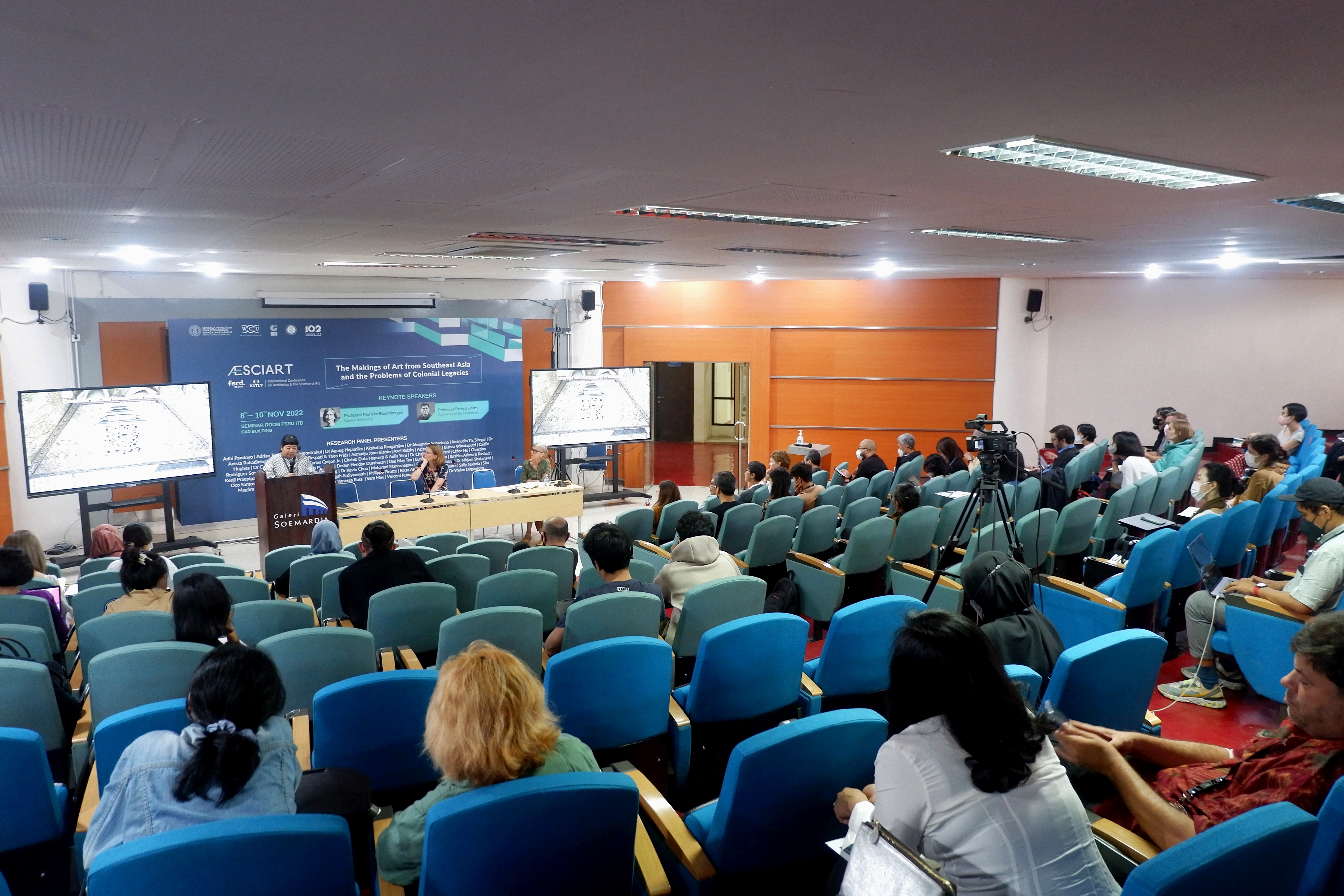 seminar-aesciart-fsrd-itb-mengundang-narasumber-seniman-kontemporer-citra-sasmita