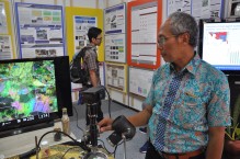 descom-reviving-a-century-old-microscope